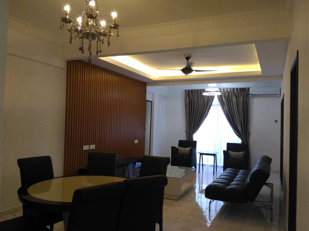 Midcity Service Suite Malacca Bagian luar foto