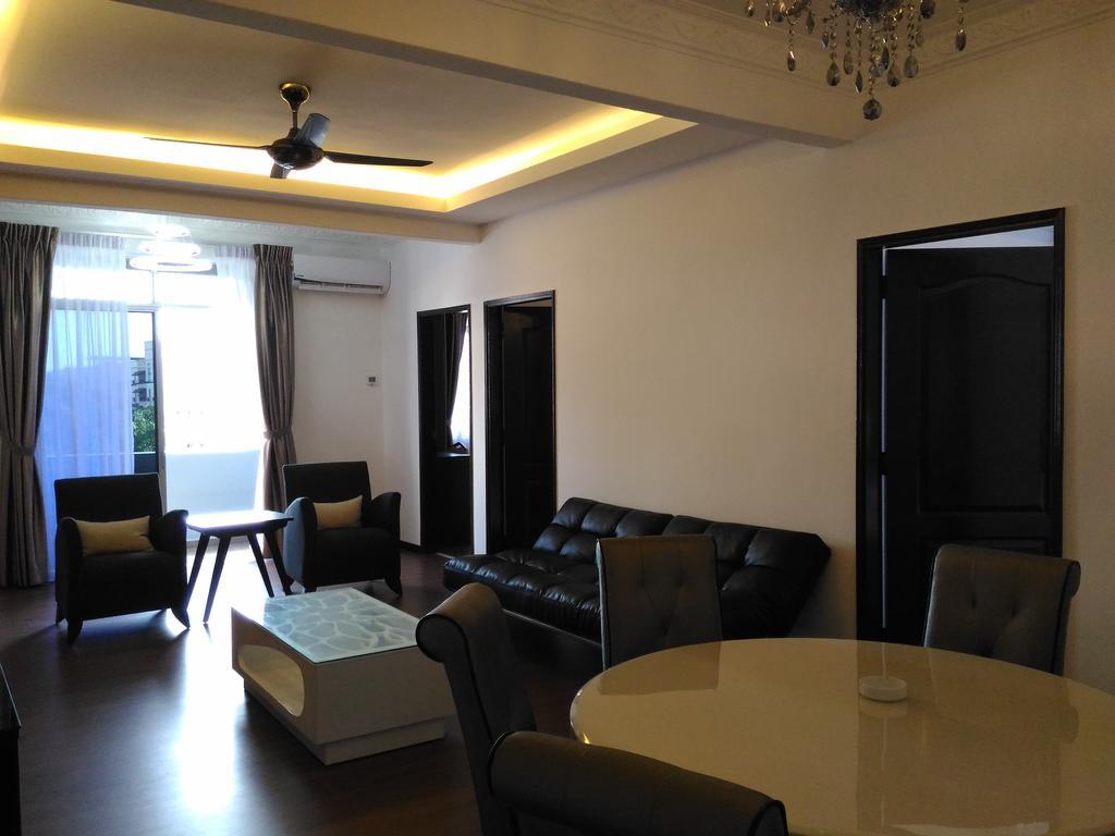 Midcity Service Suite Malacca Bagian luar foto