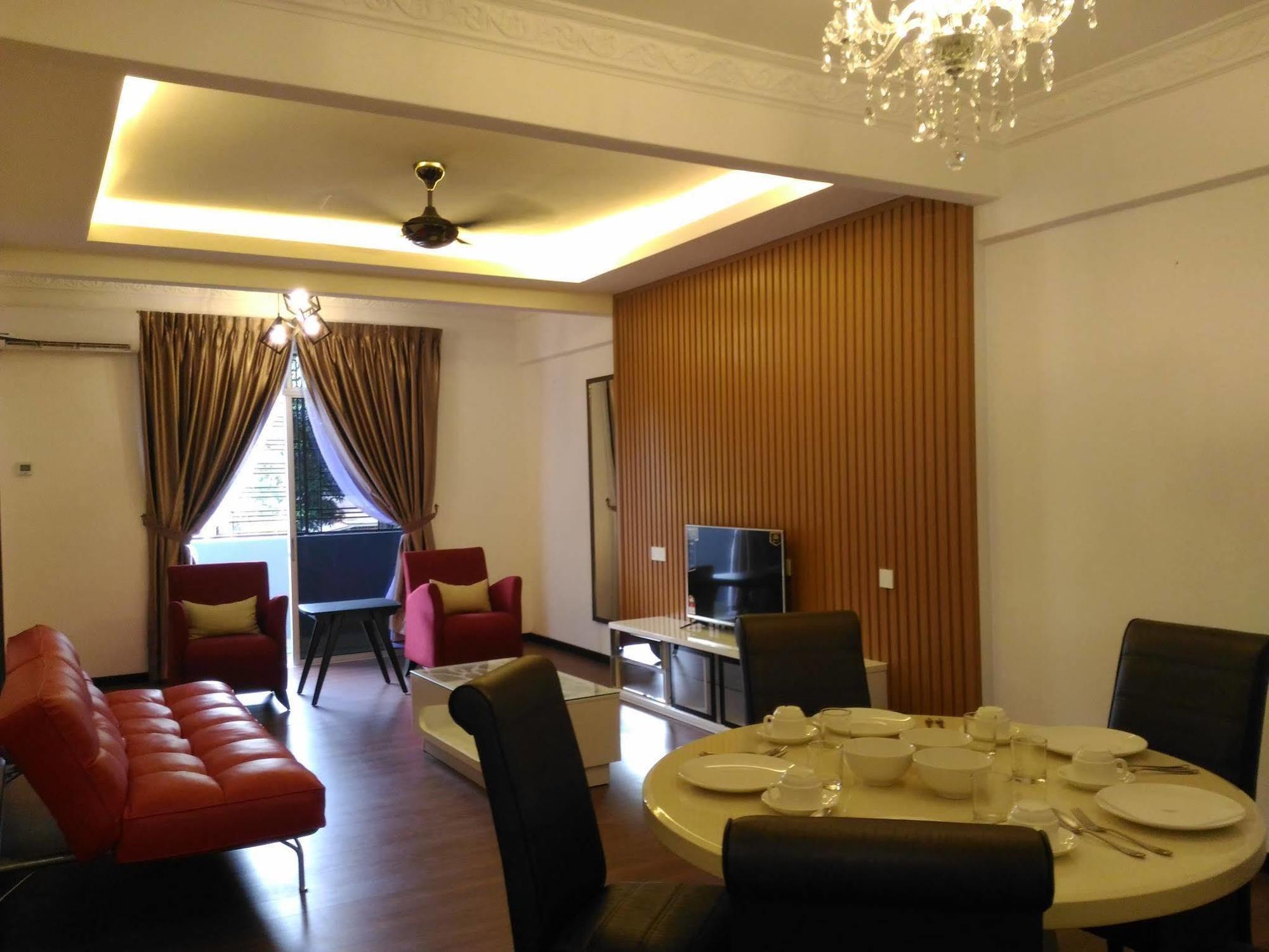 Midcity Service Suite Malacca Bagian luar foto